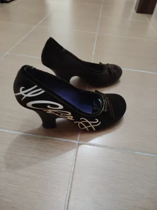 Zapatos marrones de tacón