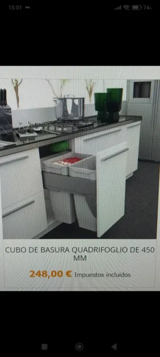 Cubo de basura carro extraíble.