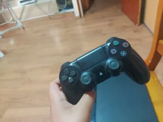 PS4 (PlayStation 4) Negra