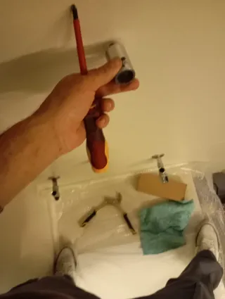 Electricista y fontanero Barcelona.