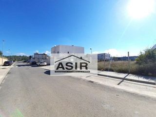 Terreno en venta en L'Alquenència en Alzira