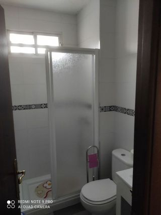 Edificio en venta en Grove (O)