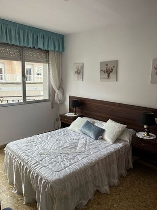 Edificio en venta en Grove (O)