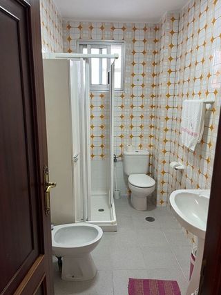 Edificio en venta en Grove (O)