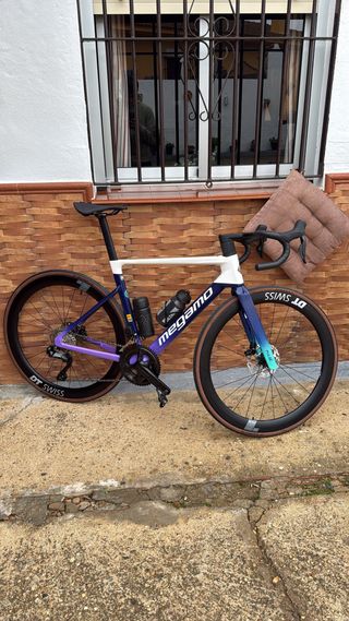 Bicicleta de carretera Megamo