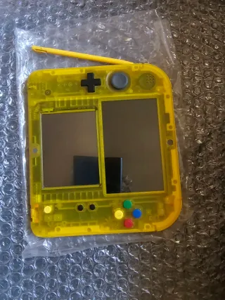 Nintendo 2DS Edición Pokémon Amarillo