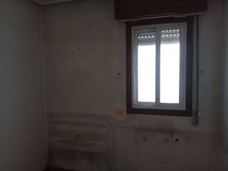 Piso en venta en Universidad en Ourense