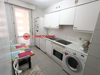Piso en venta en Plaza España - Villa Pilar - Reyes Católicos - Vadillos en Burgos