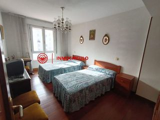 Piso en venta en Plaza España - Villa Pilar - Reyes Católicos - Vadillos en Burgos