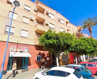 Piso en venta en La Chanca - Pescadería en Almería