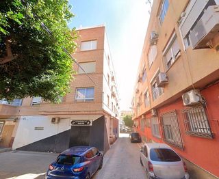Piso en venta en La Chanca - Pescadería en Almería