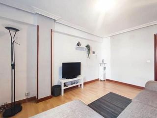 Piso en venta en Gamonal en Burgos