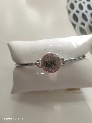 Pulsera Michael Kors MK Circonitas con etiqueta