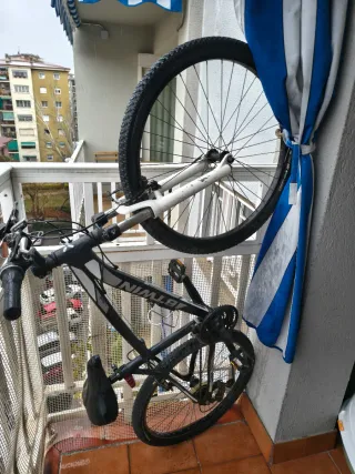 Bicicleta BTWIN mediana