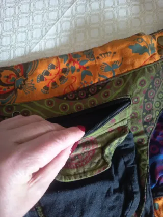 Falda corta estampada mujer