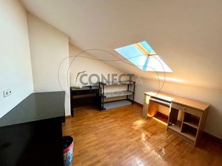 Casa adosada en alquiler en Barañain