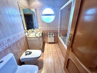 Casa adosada en alquiler en Barañain