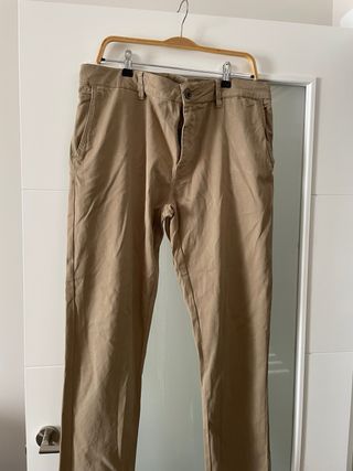 Pantalón Easy Wear Skinny Talla 48 Beige