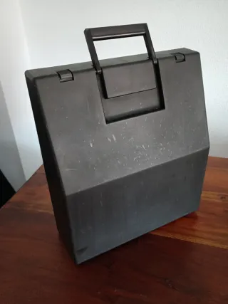 Máquina de escribir Olivetti Lettera 10