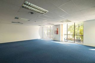 Oficina en alquiler en Sant Just Desvern