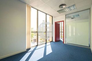 Oficina en alquiler en Sant Just Desvern