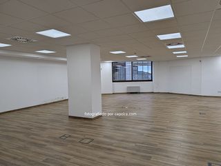 Oficina en alquiler en Sant Just Desvern