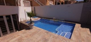 Chalet en venta en Altos - La Florida en Orihuela