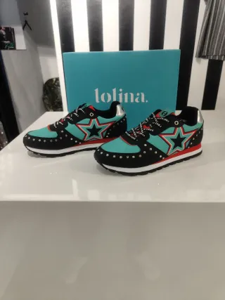 Tenis Lolita Mujer Negro y Turquesa