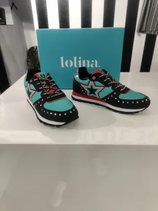 Tenis Lolita Mujer Negro y Turquesa