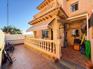 Casa pareada en venta en Nueva Torrevieja - Aguas Nuevas en Torrevieja