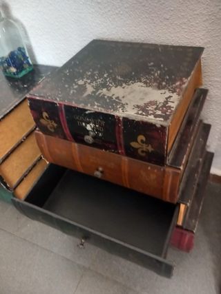 Cajoneras estilo libro antiguo