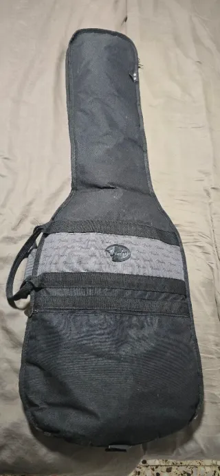 Bajo electrico + amplificador + funda + paral + 2