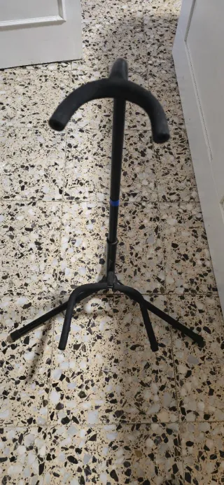 Bajo electrico + amplificador + funda + paral + 2