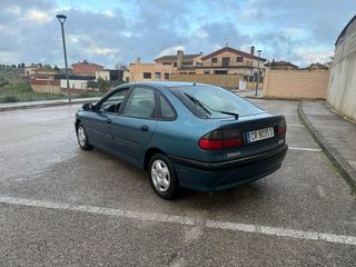 Renault Laguna 1995