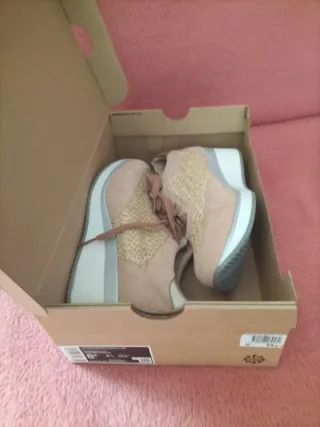 Zapatillas deportivas plataforma beige
