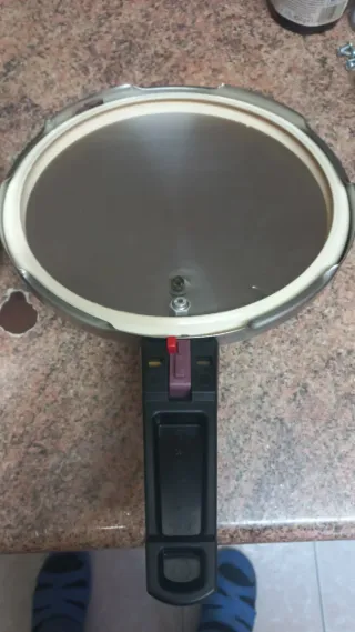 Olla a presión Splendid 7L