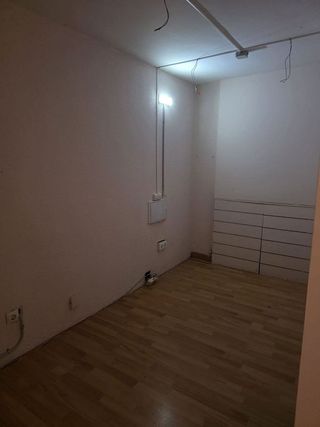 Local comercial en alquiler en El Llano en Gijón