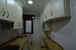 Piso en alquiler en Zona Teatro Campoamor en Oviedo