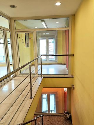 Oficina en alquiler en Ca n'Aurell en Terrassa