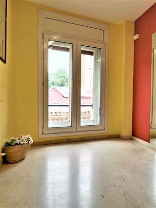 Oficina en alquiler en Ca n'Aurell en Terrassa