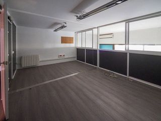 Oficina en alquiler en El Poble Sec en Igualada