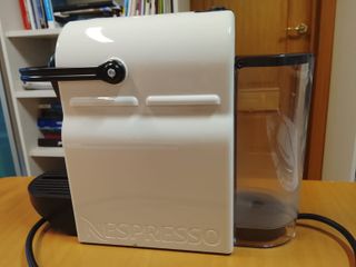Cafetera Nespresso Krups Blanca