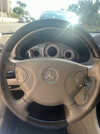 Mercedes-Benz Clase E 2003