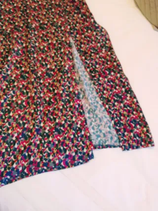 Vestido largo asimétrico estampado