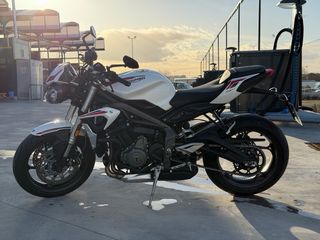 Triumph Street Triple S 660cc Moto Naked