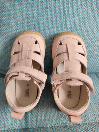 zara sandalias bebe