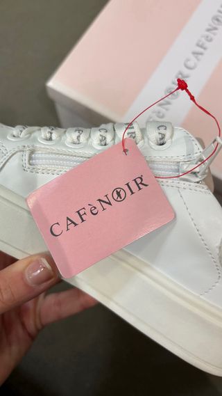 Sapatilhas CaféNoir brancas tam. 35