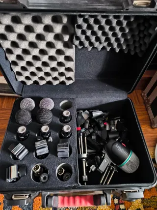 Micros Batería t.bone BD-300, 4 CD-65 y 2 EM-500