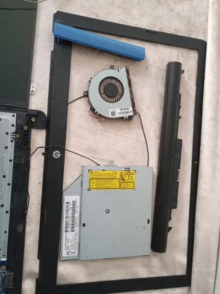 HP Laptop 15-bs079ns.