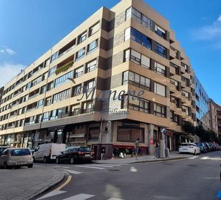 Local comercial en venta en Centro - Puerto Viejo en Getxo